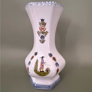 Vintage French Faience Breton Vase – Hand Painted “Les Faïenciers JD